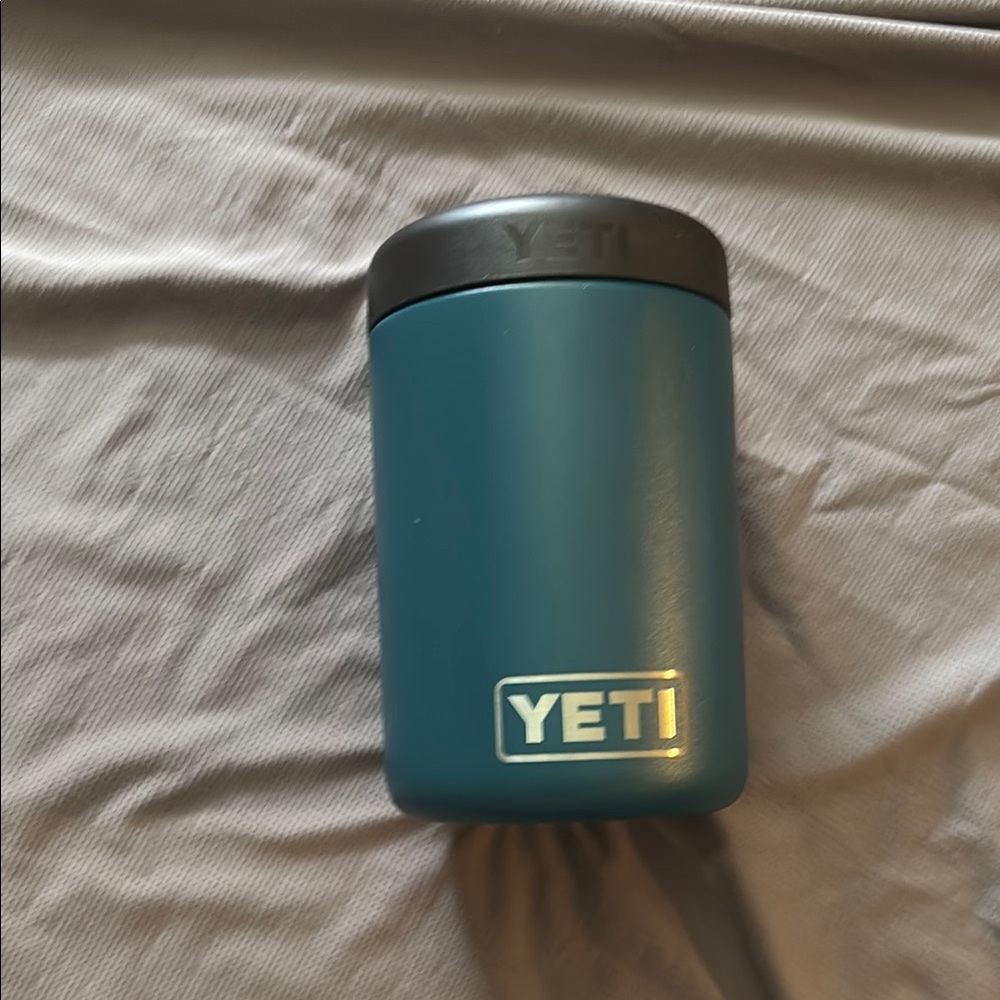 YETI Can insulator